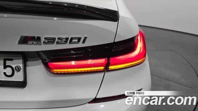 2019 BMW 3Series (G20) 330i M Sport Sold VIN WBA5R3100KAE82302 – photo 11 2019 BMW 3Series (G20) 330i M Sport Sold VIN WBA5R3100KAE82302 – photo 11