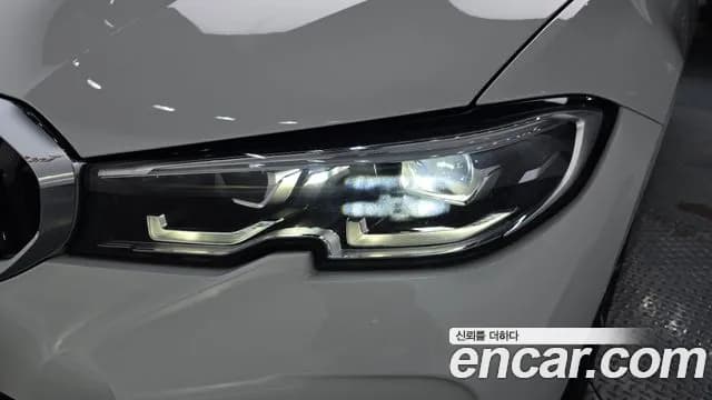 2019 BMW 3Series (G20) 330i M Sport Sold VIN WBA5R3100KAE82302 – photo 19 2019 BMW 3Series (G20) 330i M Sport Sold VIN WBA5R3100KAE82302 – photo 19