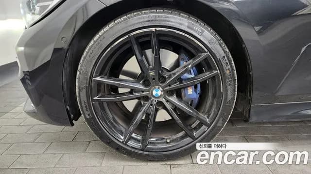 2019 BMW 3 Series (G20) 330i M Sport Sold VIN WBA5R3100KAE82350 – photo 16 2019 BMW 3 Series (G20) 330i M Sport Sold VIN WBA5R3100KAE82350 – photo 16