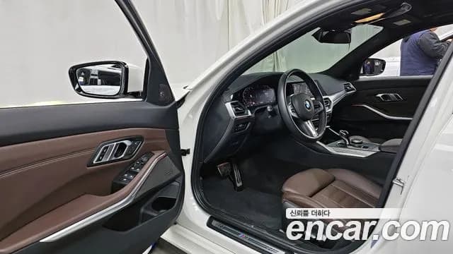 2019 BMW 3 Series (G20) 330i M Sport Sold VIN WBA5R3109KAK28326 – photo 15 2019 BMW 3 Series (G20) 330i M Sport Sold VIN WBA5R3109KAK28326 – photo 15