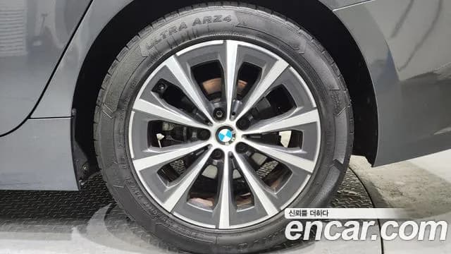 2019 BMW 3Series (G20) 320d Sold VIN WBA5V5100KAJ54494 – front exterior 2019 BMW 3Series (G20) 320d Sold VIN WBA5V5100KAJ54494 – front exterior