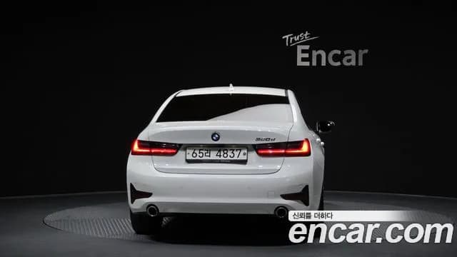 2019 BMW 3Series (G20) 320d Sold VIN WBA5V5102KAJ53654 – trunk area 2019 BMW 3Series (G20) 320d Sold VIN WBA5V5102KAJ53654 – trunk area