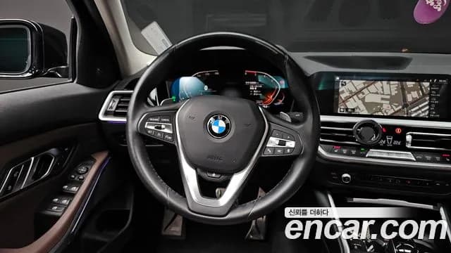 2020 BMW 3 Series (G20) 320d xDrive Luxury Sold VIN WBA5V7105LFJ57018 – rear exterior 2020 BMW 3 Series (G20) 320d xDrive Luxury Sold VIN WBA5V7105LFJ57018 – rear exterior