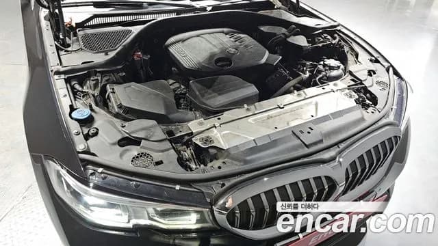 2020 BMW 3 Series (G20) 320d xDrive Luxury Sold VIN WBA5V7105LFJ57018 – photo 13 2020 BMW 3 Series (G20) 320d xDrive Luxury Sold VIN WBA5V7105LFJ57018 – photo 13
