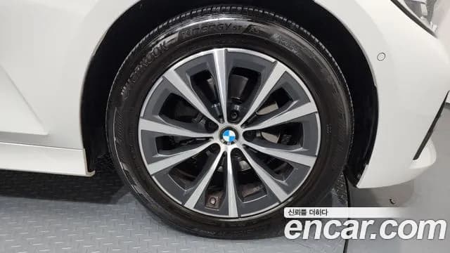 2021 BMW 3Series (G20) 320i Sold VIN WBA5X5103MFK81725 – photo 18 2021 BMW 3Series (G20) 320i Sold VIN WBA5X5103MFK81725 – photo 18