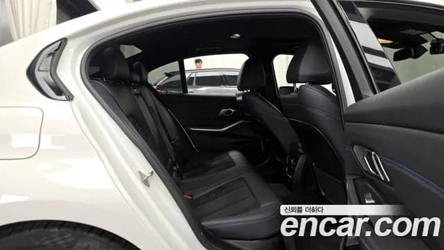 2021 BMW 3Series (G20) 320i M Sport Sold VIN WBA5X5105MFK92077 – trunk area 2021 BMW 3Series (G20) 320i M Sport Sold VIN WBA5X5105MFK92077 – trunk area