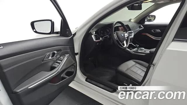 2021 BMW 3Series (G20) 320i Luxury Sold VIN WBA5X5107MFK46928 – engine bay 2021 BMW 3Series (G20) 320i Luxury Sold VIN WBA5X5107MFK46928 – engine bay