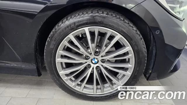 2021 BMW 3Series (G20) 320i Luxury Sold VIN WBA5X5107MFK93313 – photo 14 2021 BMW 3Series (G20) 320i Luxury Sold VIN WBA5X5107MFK93313 – photo 14