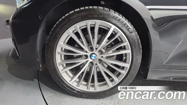 2021 BMW 3 Series (G20) 320i Luxury Sold VIN WBA5X5108MFL04545 – photo 21 2021 BMW 3 Series (G20) 320i Luxury Sold VIN WBA5X5108MFL04545 – photo 21