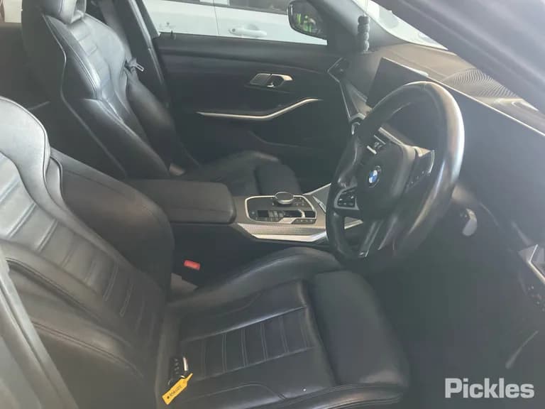 2022 BMW 3 Series Used VIN WBA60FF0808C80885 – exterior detail 2022 BMW 3 Series Used VIN WBA60FF0808C80885 – exterior detail