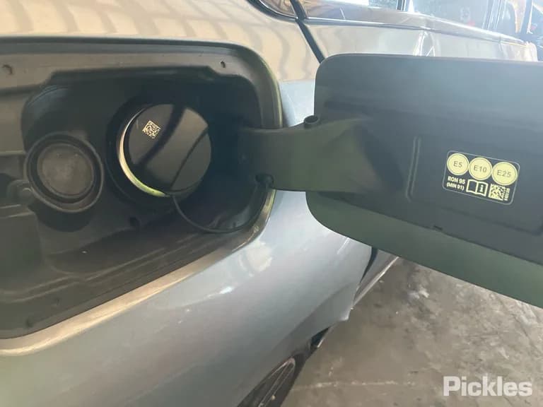 2022 BMW 3 Series Used VIN WBA60FF0808C80885 – trunk area 2022 BMW 3 Series Used VIN WBA60FF0808C80885 – trunk area