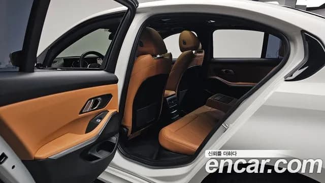 2023 BMW 3Series (G20) 320i M Sport Sold VIN WBA61FS01PFP36649 – interior seats 2023 BMW 3Series (G20) 320i M Sport Sold VIN WBA61FS01PFP36649 – interior seats