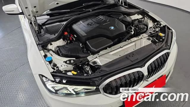 2023 BMW 3 Series (G20) 320i Sold VIN WBA68FS08P8D66691 – side profile 2023 BMW 3 Series (G20) 320i Sold VIN WBA68FS08P8D66691 – side profile