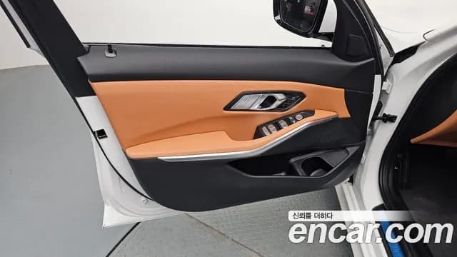 2024 BMW 3Series (G20) 320i Sold VIN WBA68FS09R8D99041 – photo 12 2024 BMW 3Series (G20) 320i Sold VIN WBA68FS09R8D99041 – photo 12