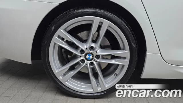 2017 BMW 6Series (F12) 640d xDrive M Sport Gran Coupe Sold VIN WBA6E4109HG693023 – photo 29 2017 BMW 6Series (F12) 640d xDrive M Sport Gran Coupe Sold VIN WBA6E4109HG693023 – photo 29