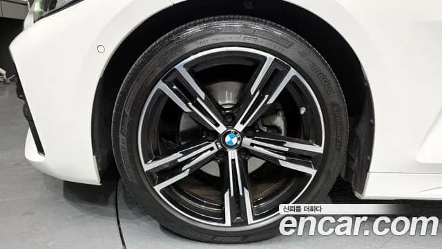 2022 BMW 4Series (G22) 420i M Sport Convertible Sold VIN WBA71AT00NCJ69709 – photo 18 2022 BMW 4Series (G22) 420i M Sport Convertible Sold VIN WBA71AT00NCJ69709 – photo 18