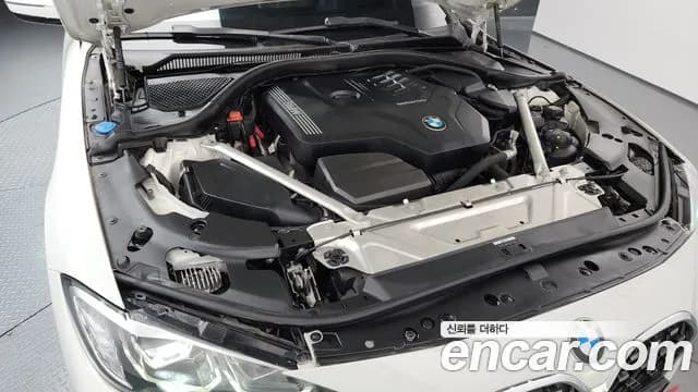 2021 BMW 4Series (G22) 420i M Sport Convertible Sold VIN WBA71AT0XMCG39665 – trunk area 2021 BMW 4Series (G22) 420i M Sport Convertible Sold VIN WBA71AT0XMCG39665 – trunk area
