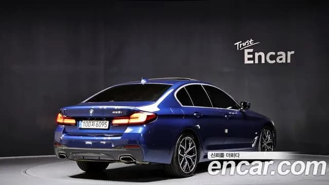 2021 BMW 5 Series (G30) 530i M Sport Package Sold VIN WBA71BH00MWW92322 – trunk area 2021 BMW 5 Series (G30) 530i M Sport Package Sold VIN WBA71BH00MWW92322 – trunk area