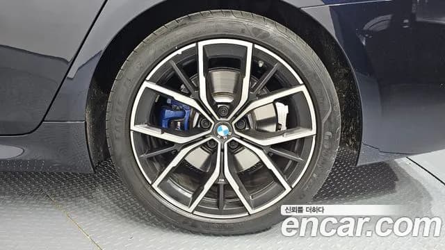 2023 BMW 5Series (G30) 530i M Sport Package Sold VIN WBA71BH00PCM82213 – photo 11 2023 BMW 5Series (G30) 530i M Sport Package Sold VIN WBA71BH00PCM82213 – photo 11