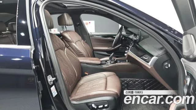 2022 BMW 5Series (G30) 530i M Sport Package Sold VIN WBA71BH02NCJ93301 – photo 12 2022 BMW 5Series (G30) 530i M Sport Package Sold VIN WBA71BH02NCJ93301 – photo 12