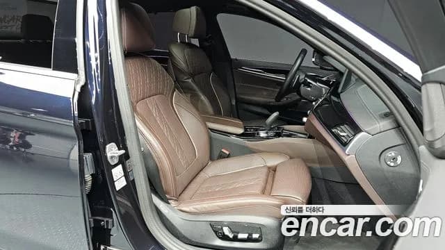 2023 BMW 5 Series (G30) 530i M Sport Package Sold VIN WBA71BH04PCL68389 – dashboard 2023 BMW 5 Series (G30) 530i M Sport Package Sold VIN WBA71BH04PCL68389 – dashboard