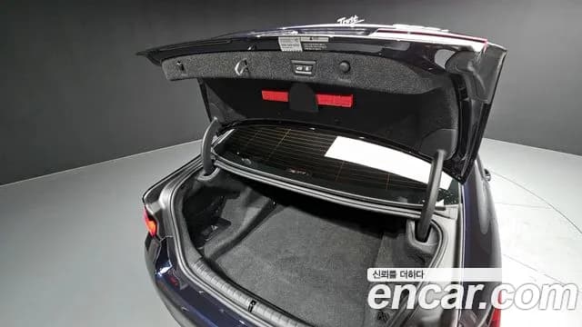 2023 BMW 5 Series (G30) 530i M Sport Package Sold VIN WBA71BH04PCL68389 – engine bay 2023 BMW 5 Series (G30) 530i M Sport Package Sold VIN WBA71BH04PCL68389 – engine bay