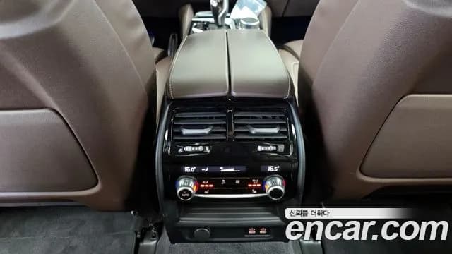 2023 BMW 5Series (G30) 530i M Sport Package Sold VIN WBA71BH04PCL69686 – front exterior 2023 BMW 5Series (G30) 530i M Sport Package Sold VIN WBA71BH04PCL69686 – front exterior