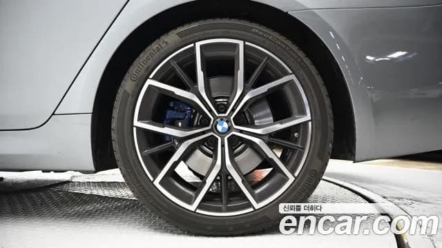 2023 BMW 5Series (G30) 530i M Sport Package Sold VIN WBA71BH06PWY07848 – interior seats 2023 BMW 5Series (G30) 530i M Sport Package Sold VIN WBA71BH06PWY07848 – interior seats