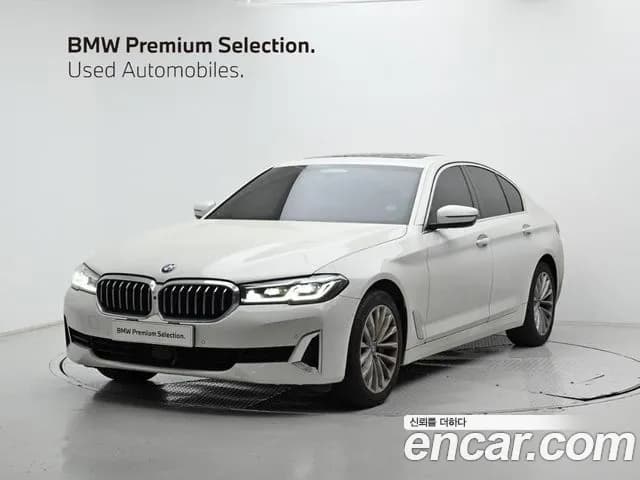 2021 BMW 5Series (G30) 530i Luxury Sold VIN WBA71BH07MWX27678 – rear exterior 2021 BMW 5Series (G30) 530i Luxury Sold VIN WBA71BH07MWX27678 – rear exterior