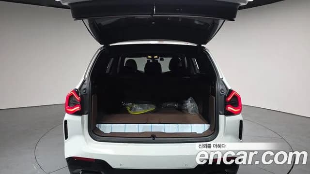 2022 BMW X3 (G01) xDrive 30e M Sport Sold VIN WBA71DP09N9J31310 – interior seats 2022 BMW X3 (G01) xDrive 30e M Sport Sold VIN WBA71DP09N9J31310 – interior seats