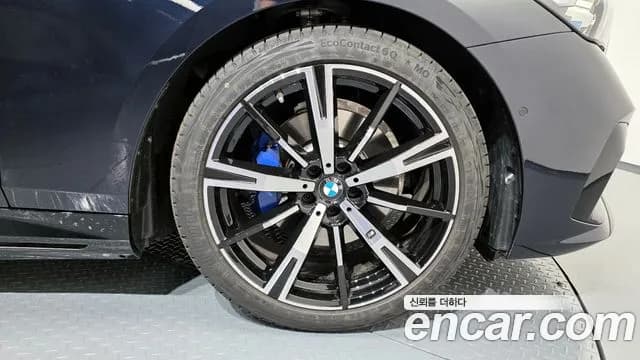 2026 BMW 5 Series (G60) 530e M Sport Sold VIN WBA71FJ01TCW08610 – photo 28 2026 BMW 5 Series (G60) 530e M Sport Sold VIN WBA71FJ01TCW08610 – photo 28