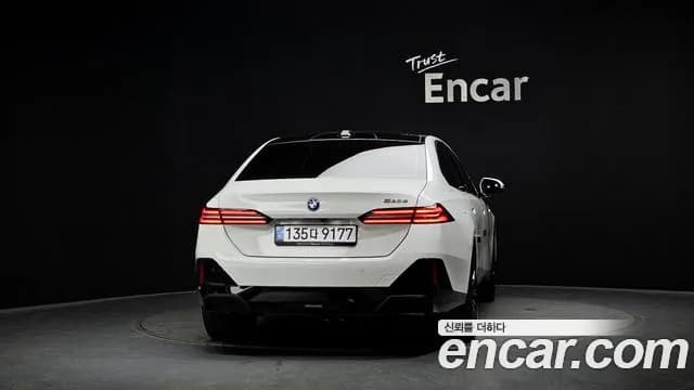 2025 BMW 5 Series (G60) 530e M Sport Sold VIN WBA71FJ02SCV21300 – front exterior 2025 BMW 5 Series (G60) 530e M Sport Sold VIN WBA71FJ02SCV21300 – front exterior