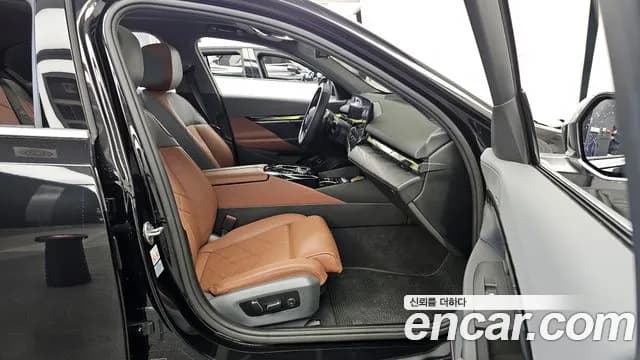 2024 BMW 5Series (G60) 530e Sold VIN WBA71FJ08RCR24269 – photo 12 2024 BMW 5Series (G60) 530e Sold VIN WBA71FJ08RCR24269 – photo 12