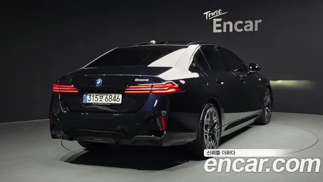 2025 BMW 5Series (G60) 530e M Sport Sold VIN WBA71FJ08SCU63645 – side profile 2025 BMW 5Series (G60) 530e M Sport Sold VIN WBA71FJ08SCU63645 – side profile