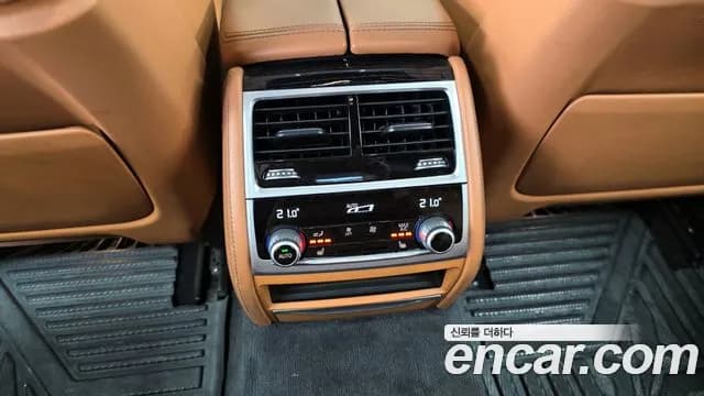 2018 BMW 7Series (G11) 730d xDrive M Sport Sold VIN WBA7C4106JG948033 – interior seats 2018 BMW 7Series (G11) 730d xDrive M Sport Sold VIN WBA7C4106JG948033 – interior seats
