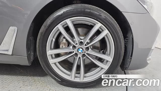 2018 BMW 7Series (G11) 730d xDrive M Sport Sold VIN WBA7C4107JBN78126 – photo 24 2018 BMW 7Series (G11) 730d xDrive M Sport Sold VIN WBA7C4107JBN78126 – photo 24