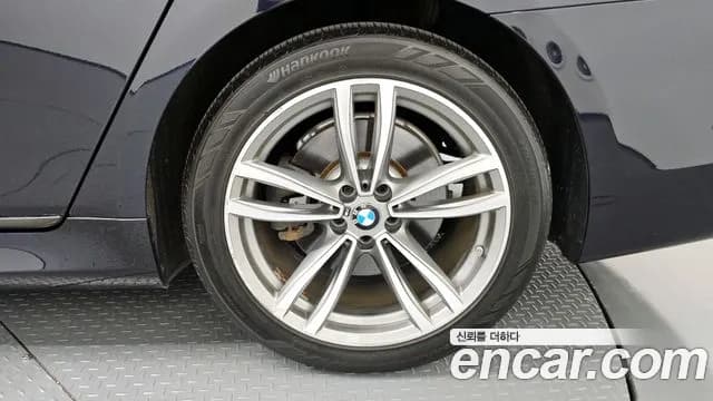 2017 BMW 7Series (G11) 740d xDrive M Sport Sold VIN WBA7C6102HG760471 – odometer reading 2017 BMW 7Series (G11) 740d xDrive M Sport Sold VIN WBA7C6102HG760471 – odometer reading
