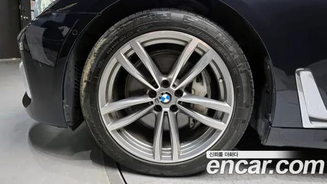2018 BMW 7 Series (G11) 740Li xDrive M Sport Package Sold VIN WBA7E4107JGV26542 – photo 12 2018 BMW 7 Series (G11) 740Li xDrive M Sport Package Sold VIN WBA7E4107JGV26542 – photo 12