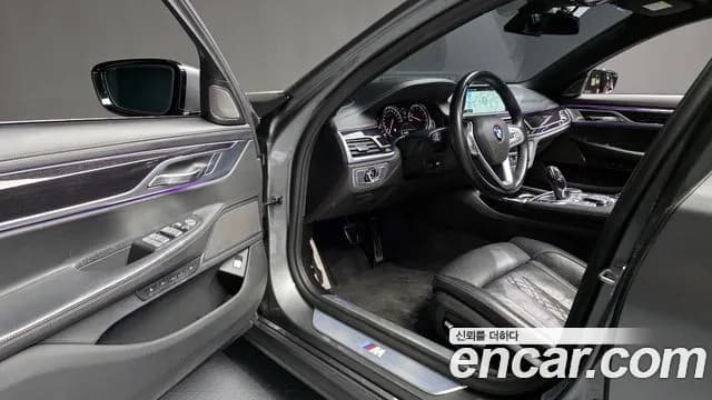 2018 BMW 7 Series (G11) 740Li xDrive M Sport Package Sold VIN WBA7E4107JGV45236 – photo 19 2018 BMW 7 Series (G11) 740Li xDrive M Sport Package Sold VIN WBA7E4107JGV45236 – photo 19