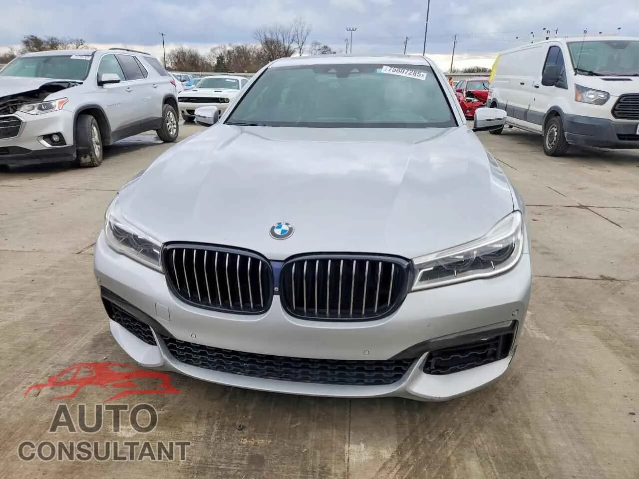 2018 BMW 7 SERIES Damaged VIN WBA7F2C50JB238160 – interior seats 2018 BMW 7 SERIES Damaged VIN WBA7F2C50JB238160 – interior seats