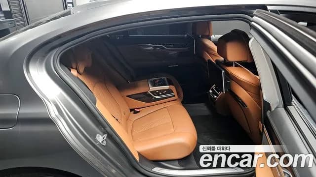 2018 BMW 7 Series (G11) 730Ld xDrive M Sport Sold VIN WBA7G6105JB074612 – photo 14 2018 BMW 7 Series (G11) 730Ld xDrive M Sport Sold VIN WBA7G6105JB074612 – photo 14