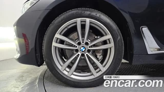 2018 BMW 7Series (G11) 730Ld xDrive M Sport Sold VIN WBA7G610XJB243751 – photo 13 2018 BMW 7Series (G11) 730Ld xDrive M Sport Sold VIN WBA7G610XJB243751 – photo 13