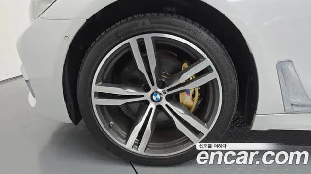 2018 BMW 7Series (G11) 740Ld xDrive M Sport Sold VIN WBA7G8107JB248675 – photo 14 2018 BMW 7Series (G11) 740Ld xDrive M Sport Sold VIN WBA7G8107JB248675 – photo 14