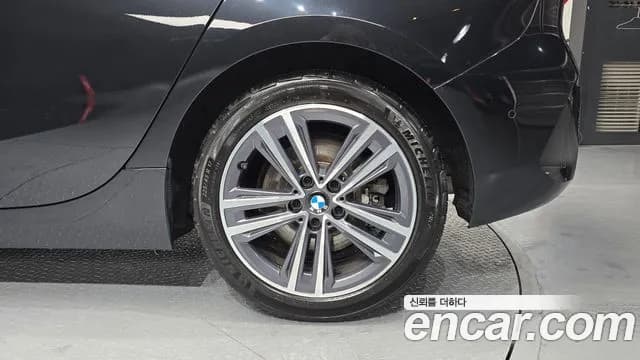 2022 BMW 1Series (F40) 120i Advantage Sold VIN WBA7L7100N7L26633 – exterior detail 2022 BMW 1Series (F40) 120i Advantage Sold VIN WBA7L7100N7L26633 – exterior detail