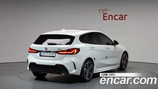 2023 BMW 1 Series (F40) 120i M Sports Sold VIN WBA7L7102P7M07622 – engine bay 2023 BMW 1 Series (F40) 120i M Sports Sold VIN WBA7L7102P7M07622 – engine bay