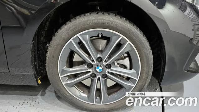 2024 BMW 1 Series (F40) 120i Sports Sold VIN WBA7L7105R7P23504 – side profile 2024 BMW 1 Series (F40) 120i Sports Sold VIN WBA7L7105R7P23504 – side profile