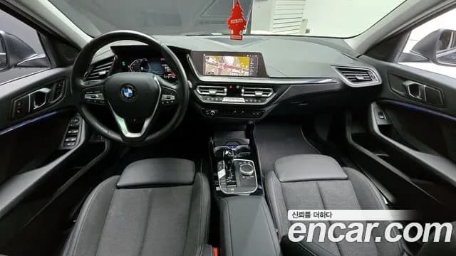 2024 BMW 1 Series (F40) 120i Sports Sold VIN WBA7L7105R7P23504 – interior seats 2024 BMW 1 Series (F40) 120i Sports Sold VIN WBA7L7105R7P23504 – interior seats