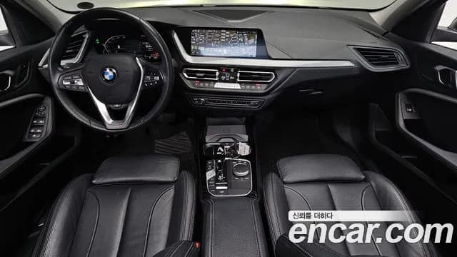 2022 BMW 1Series (F40) 120i Sports Sold VIN WBA7L7106N7K86512 – engine bay 2022 BMW 1Series (F40) 120i Sports Sold VIN WBA7L7106N7K86512 – engine bay