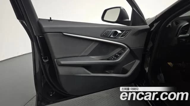 2022 BMW 1Series (F40) 120i Advantage Sold VIN WBA7L7106N7L06662 – side profile 2022 BMW 1Series (F40) 120i Advantage Sold VIN WBA7L7106N7L06662 – side profile