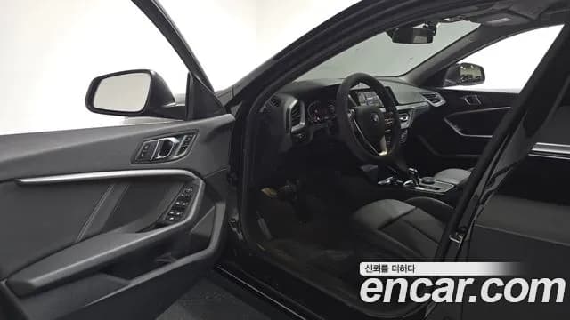 2022 BMW 1Series (F40) 120i Advantage Sold VIN WBA7L7106N7L06662 – dashboard 2022 BMW 1Series (F40) 120i Advantage Sold VIN WBA7L7106N7L06662 – dashboard